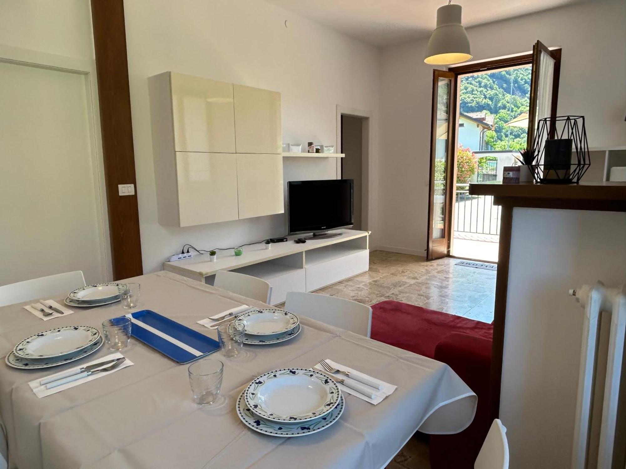 Terrazza Fucinetta Appartement Introbio Buitenkant foto